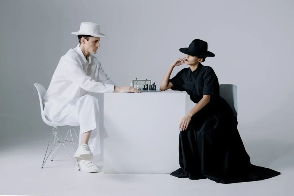 White Hat vs. Black Hat vs. Gray Hat SEO: What’s the Difference? 5 Which hat will you don 1